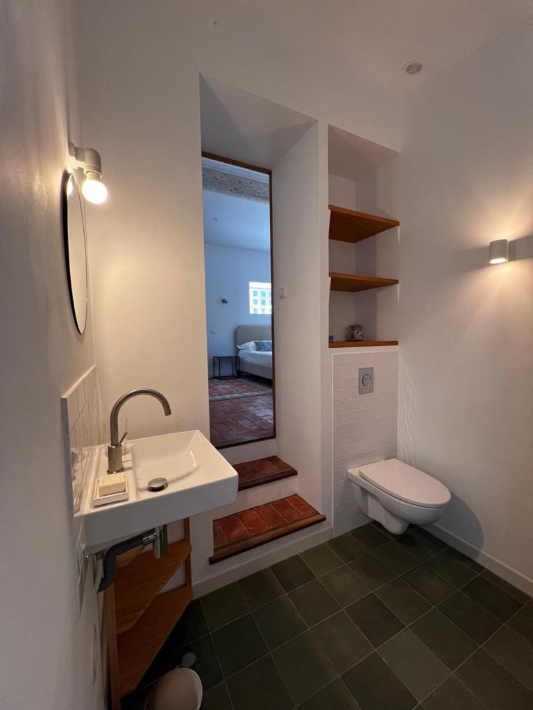 Bed and Breakfast Bergerie Montjustin Екстер'єр фото